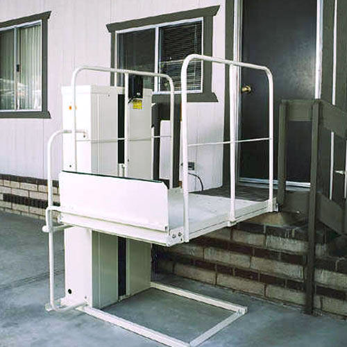 power Macs PL50 wheelchair elevator