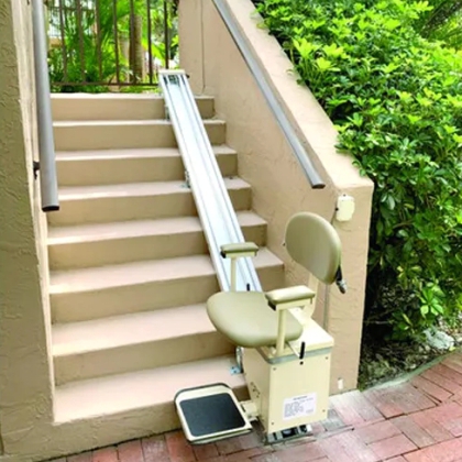 Harmar SL300 Pinnacle outdoor stair lift